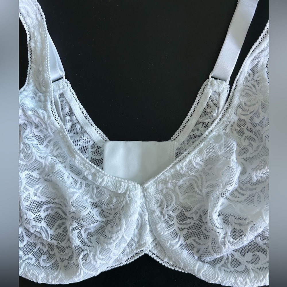 White Lace Underwire Bra - Women's Intimates - Picture 2 of 9